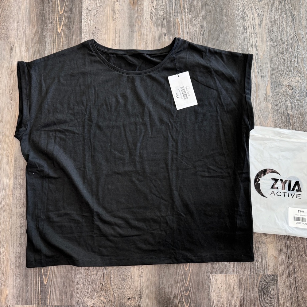 NWT Zyia Active Black Shoulder T Shirt (2042), Size XXXL